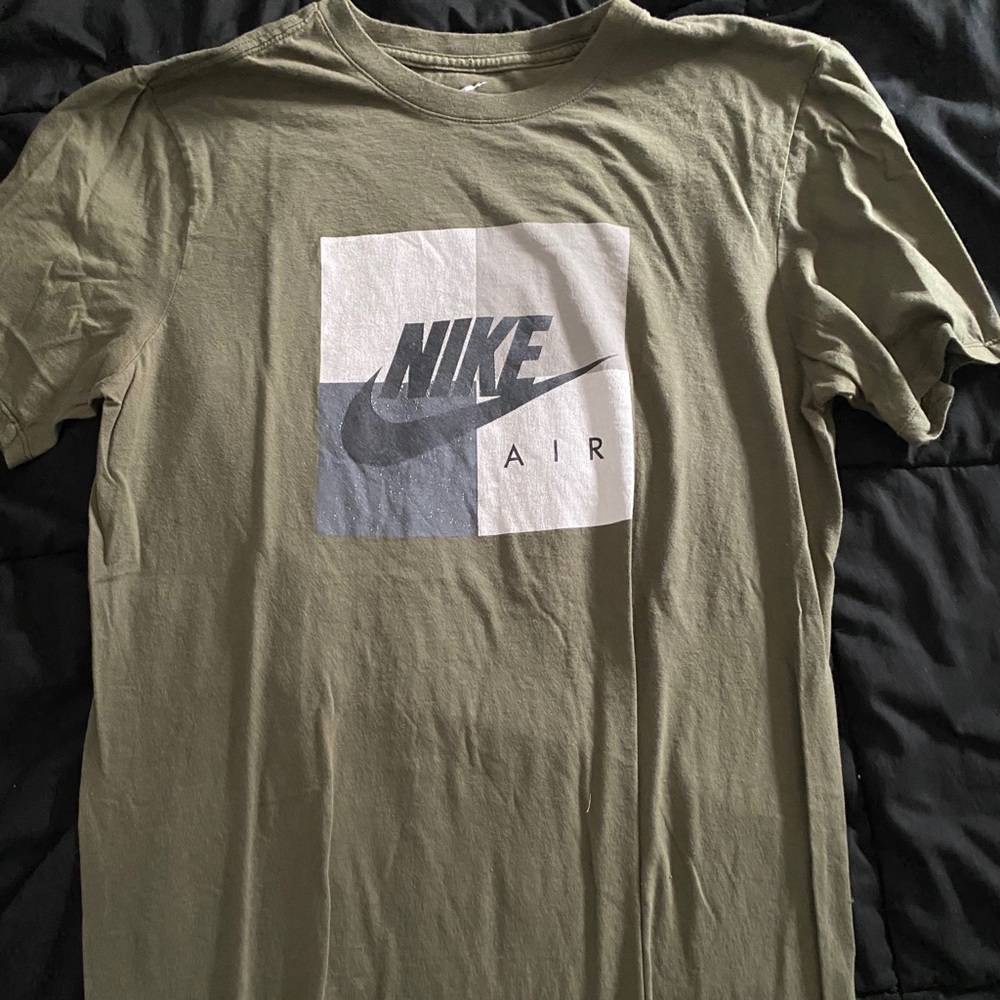 NIKE MENS TEE